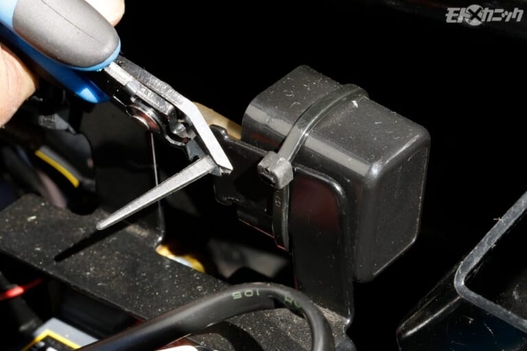 キャッチニッパー|ストレート｜[バイクメンテDIY] 使えば分かる納得の機能性。特定の作業に最適化した工具×5選〈ストレート〉