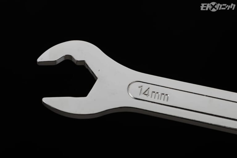 薄口クイックスパナレンチ｜ストレート｜[バイクメンテDIY] 使えば分かる納得の機能性。特定の作業に最適化した工具×5選〈ストレート〉
