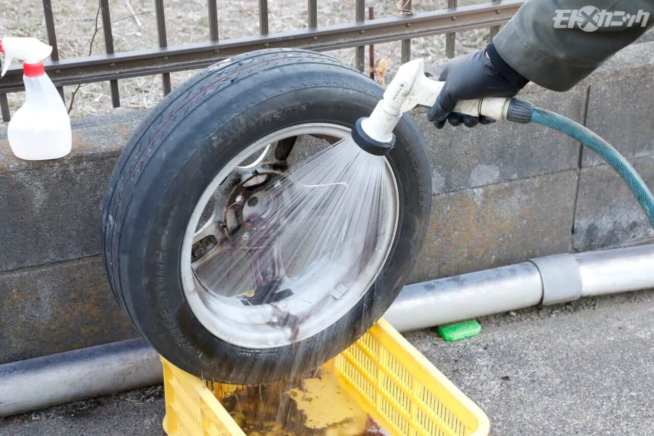 ｜[メンテナンスDIY] ホイールの汚れがキレイに! 効果抜群のブレーキダストリムーバー〈ラスメルト〉