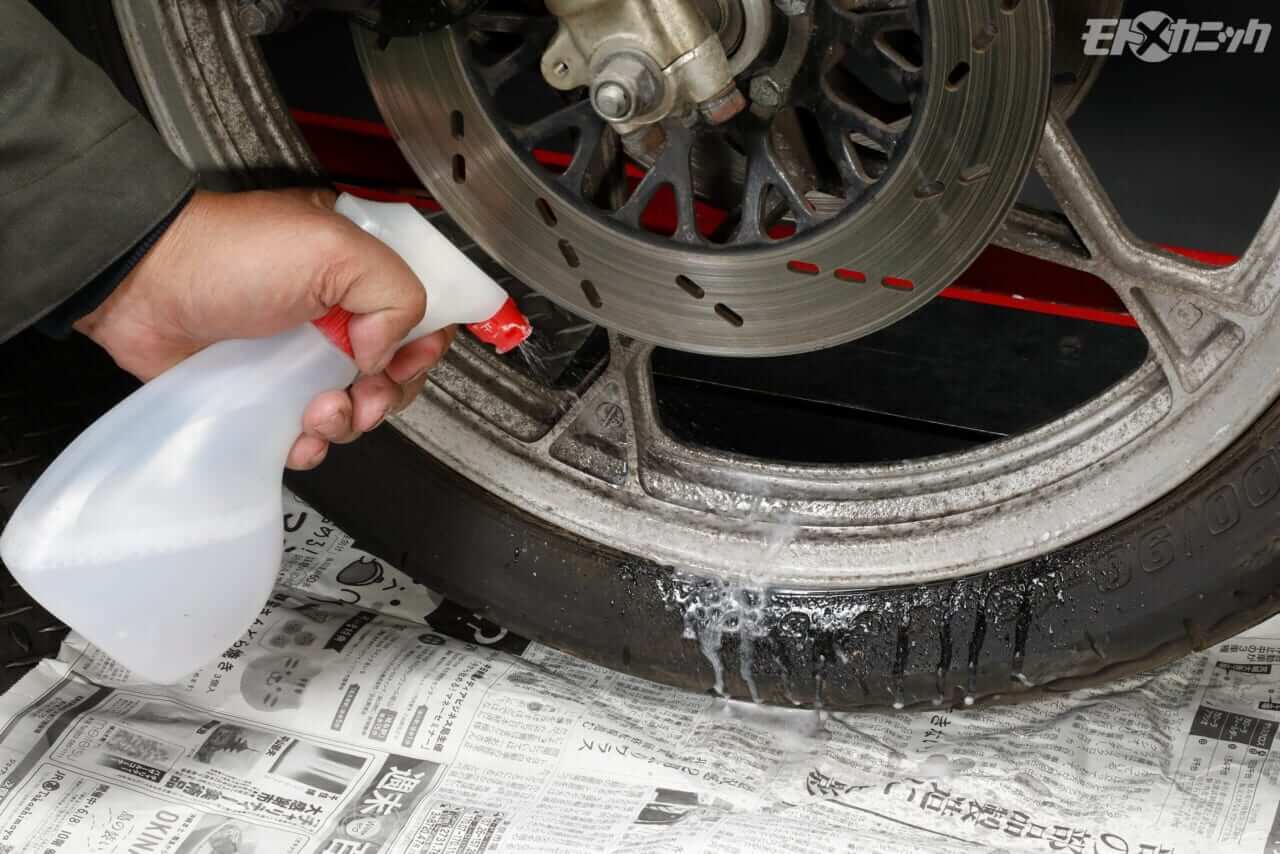｜[メンテナンスDIY] ホイールの汚れがキレイに! 効果抜群のブレーキダストリムーバー〈ラスメルト〉