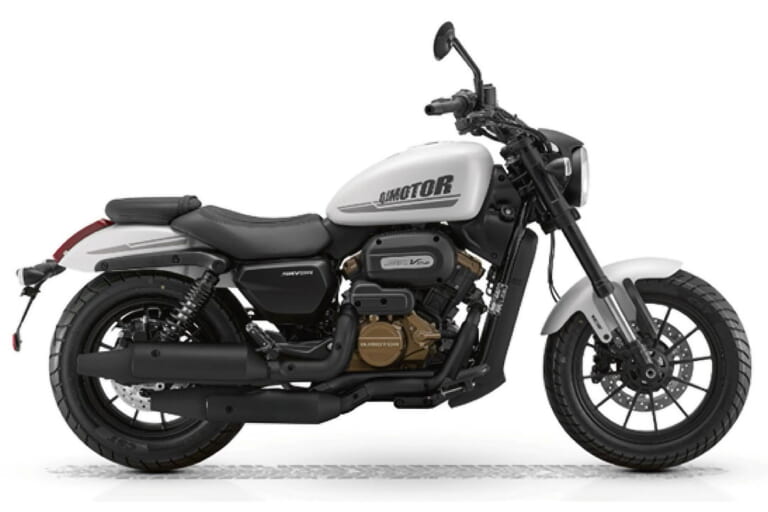 QJMOTOR SRV 250 A|「AT免許で運転できる!」Vツイン搭載の軽二輪クルーザー! QJMOTOR「SRV250A」が69万8000円で登場