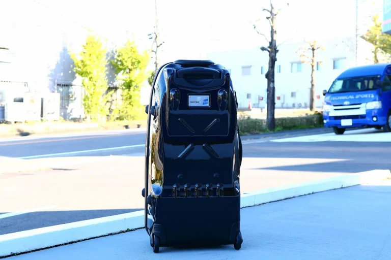 PROTEXとTSR コラボレーションモデルのモータースポーツ対応トラベルキャリー
