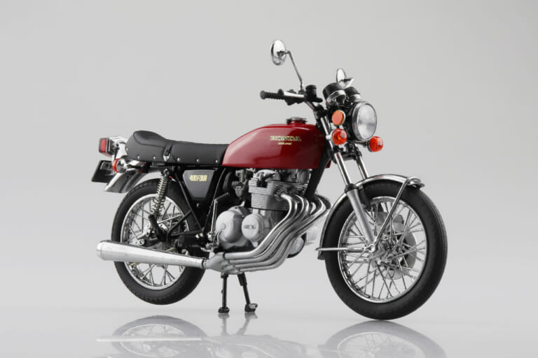 1/12 完成品バイク「Honda CB400FOUR」|【伝説のヨンフォアが蘇る】アオシマ 1/12「ホンダ CB400FOUR」完全新金型で精密再現!