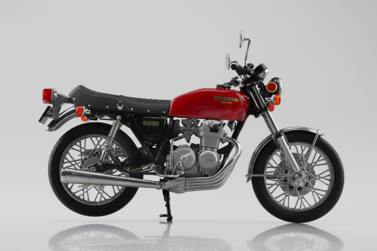 1/12 完成品バイク「Honda CB400FOUR」|【伝説のヨンフォアが蘇る】アオシマ 1/12「ホンダ CB400FOUR」完全新金型で精密再現!