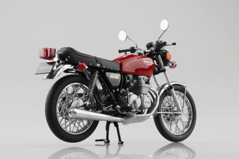 1/12 完成品バイク「Honda CB400FOUR」|【伝説のヨンフォアが蘇る】アオシマ 1/12「ホンダ CB400FOUR」完全新金型で精密再現!