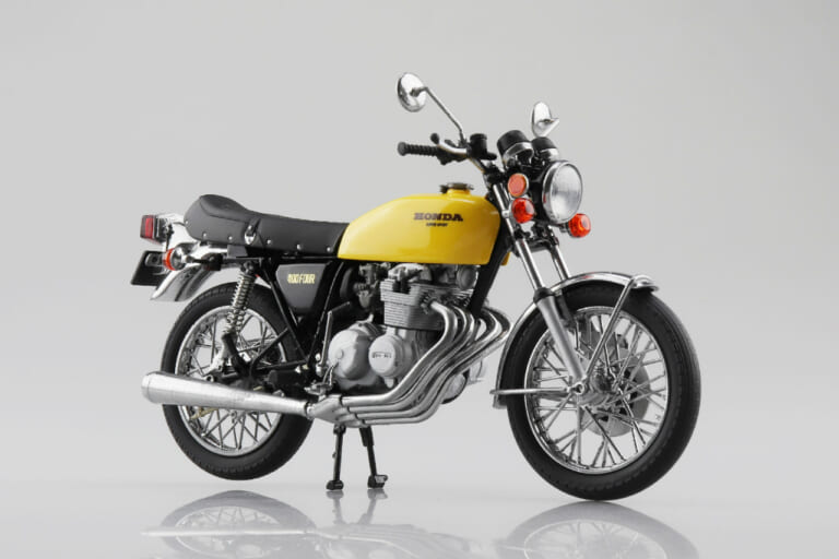 1/12 完成品バイク「Honda CB400FOUR」|【伝説のヨンフォアが蘇る】アオシマ 1/12「ホンダ CB400FOUR」完全新金型で精密再現!
