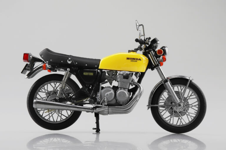 1/12 完成品バイク「Honda CB400FOUR」|【伝説のヨンフォアが蘇る】アオシマ 1/12「ホンダ CB400FOUR」完全新金型で精密再現!