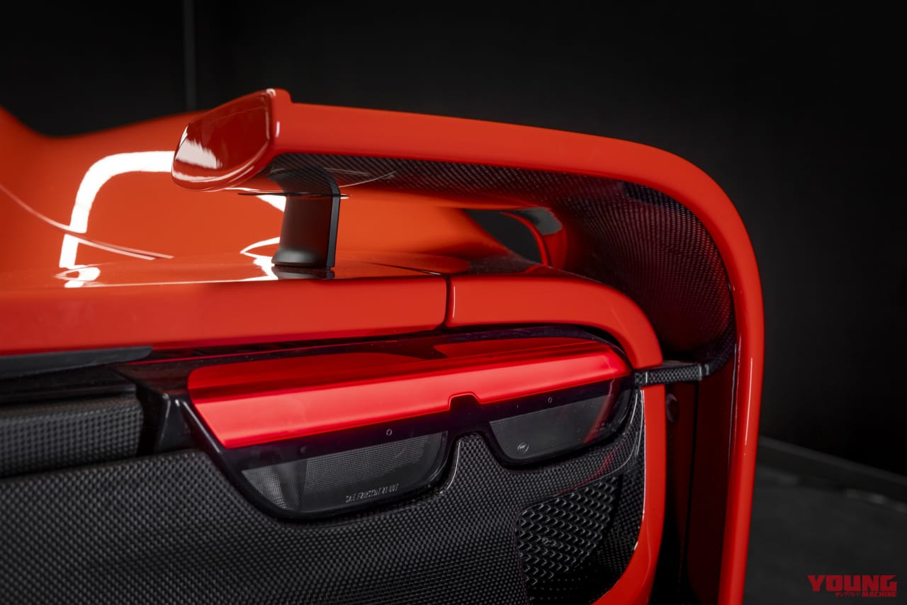 |【最高速330km/h超】フェラーリ 296 スペチアーレ徹底解説! サーキット直系エアロ×880馬力ハイブリッドの全貌