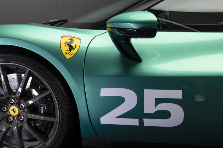 296 スペチアーレ|【最高速330km/h超】フェラーリ 296 スペチアーレ徹底解説! サーキット直系エアロ×880馬力ハイブリッドの全貌