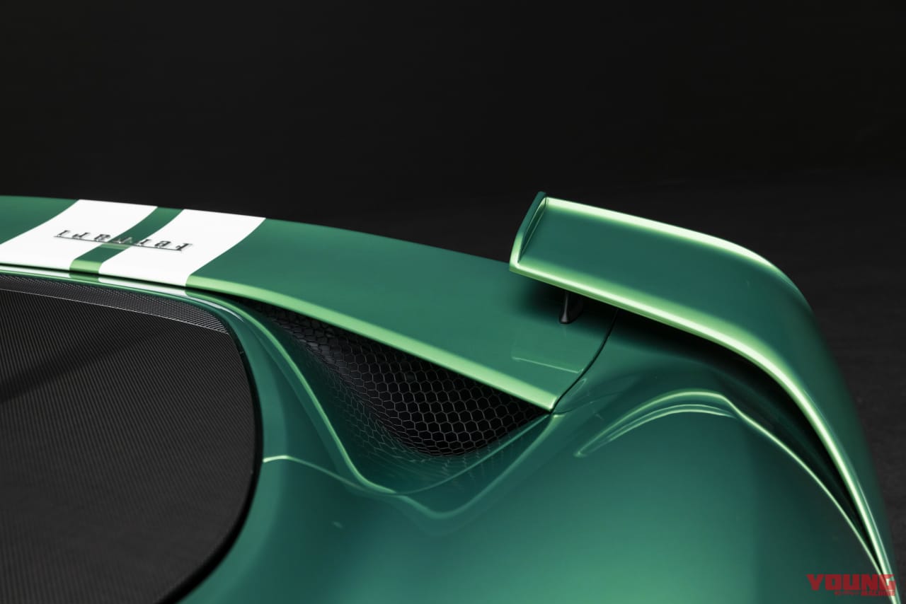 |【最高速330km/h超】フェラーリ 296 スペチアーレ徹底解説! サーキット直系エアロ×880馬力ハイブリッドの全貌