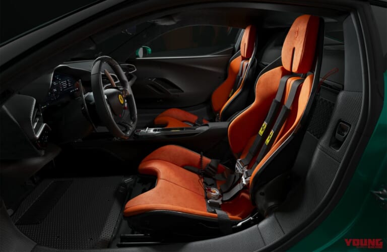インテリア|【最高速330km/h超】フェラーリ 296 スペチアーレ徹底解説! サーキット直系エアロ×880馬力ハイブリッドの全貌