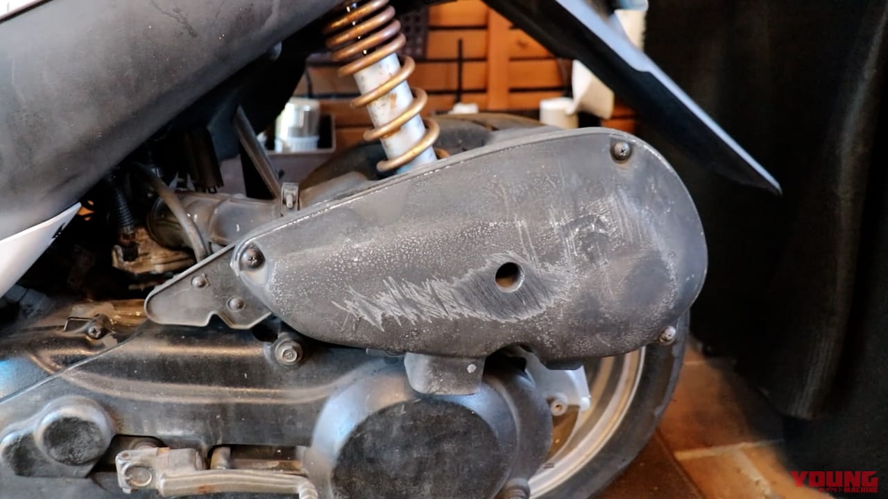 SUZUKI ZZ|【実録バイク修理】古いスクーターのエンジン不動! 予想外すぎる原因は独特の構造にあった