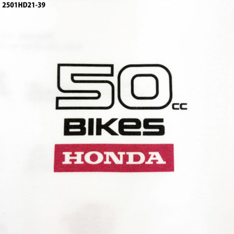 『50cc BIKES』デザインTシャツ|さらば50cc! ホンダの50ccバイクをテーマにした特別Tシャツとトートバッグが登場 オンライン販売開始