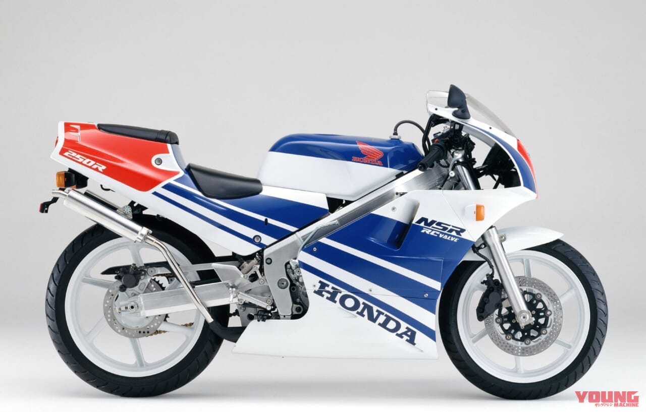 |【ホンダNSR250R ’89】青島文化教材社より伝説のMC18型が完成品スケールモデルとして登場