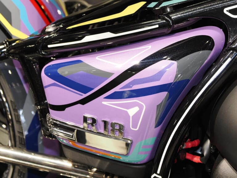 モトラッドミツオカ堺店｜R18｜OROCHI｜自動車メーカー・光岡自動車の新たなバイクプロジェクトが「モトラッドミツオカ堺」でスタート!