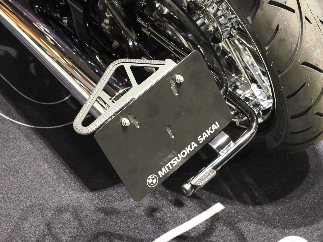 モトラッドミツオカ堺店｜R18｜OROCHI｜自動車メーカー・光岡自動車の新たなバイクプロジェクトが「モトラッドミツオカ堺」でスタート!