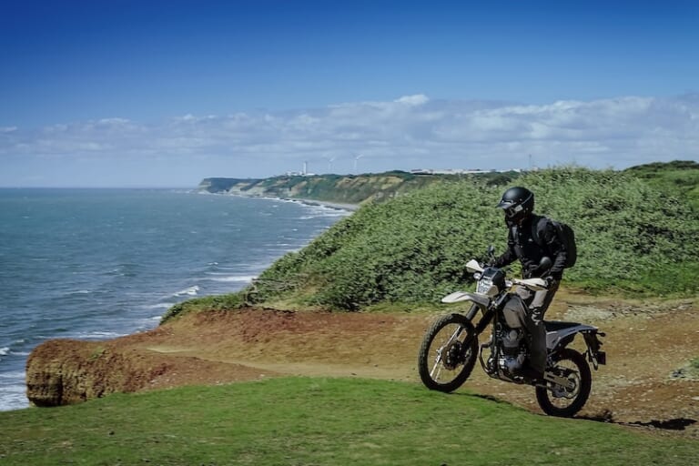 カワサキKLX230シェルパ(2025モデル)｜カワサキプラザ「SHERPA LIFE スタートキャンペーン」実施中!