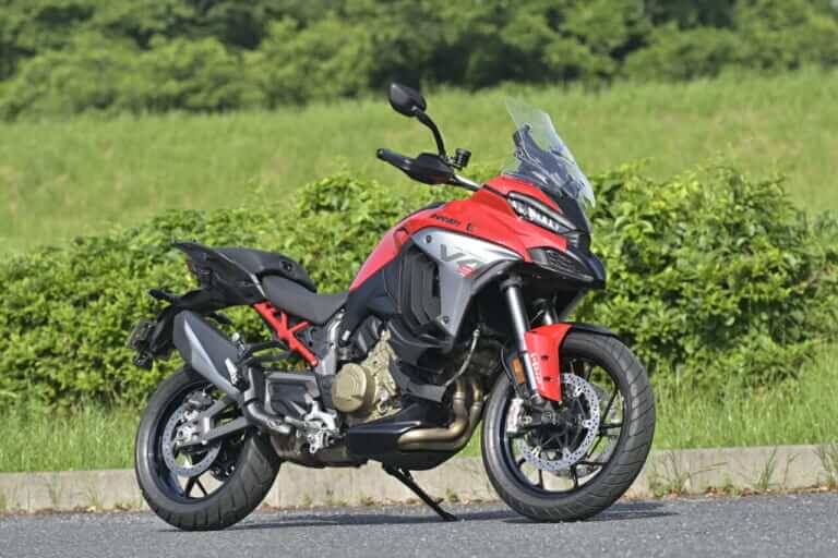 【ドゥカティ ムルティストラーダV4S】4in1バイクでラグジュアリーな旅に!