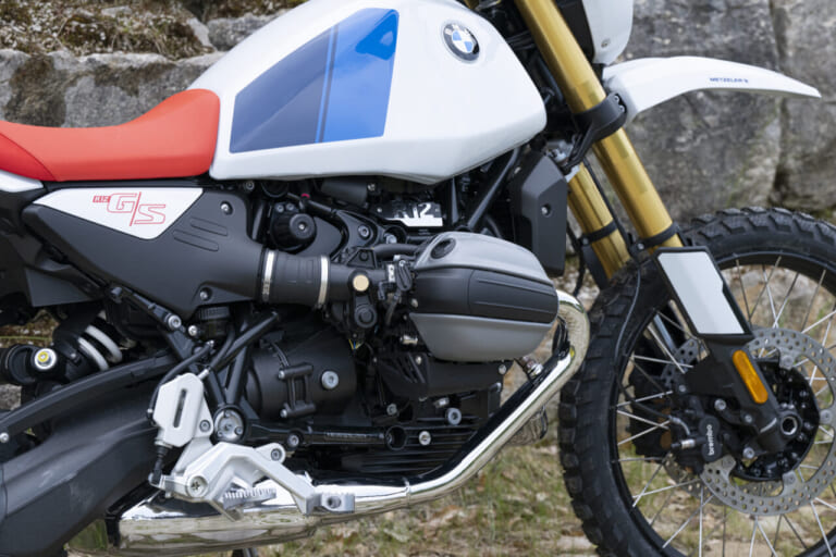 BMW R12G/S｜【BMW R12G/S】オフ走行を見越した専用フレームを搭載〈BMW Motorrad国際試乗会〉