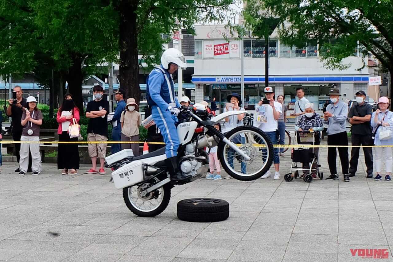 はたらくBIKE PROJECT｜自衛隊、消防、首都高、警察から「はたらくバイク」が大集合！ タレントの平嶋夏海さんが「1日キャンペーン隊長」に就任