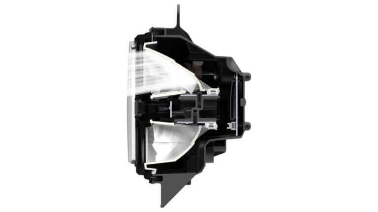 スズキ|GSX-8TT|輸出仕様|2025年モデル|【速報】スズキ新型車「GSX-8T / GSX-8TT」登場!! 昭和のロードスター/ロードレーサーをオマージュした本気のネオクラシック