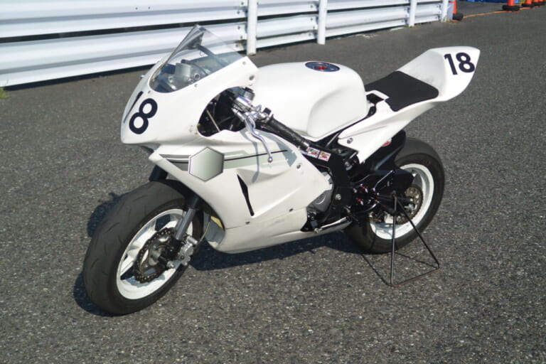 Kayo MR150｜基礎力アップに特化! 元全日本チャンプ辻本聡が教える「レンタルMR150乗り放題レッスン」