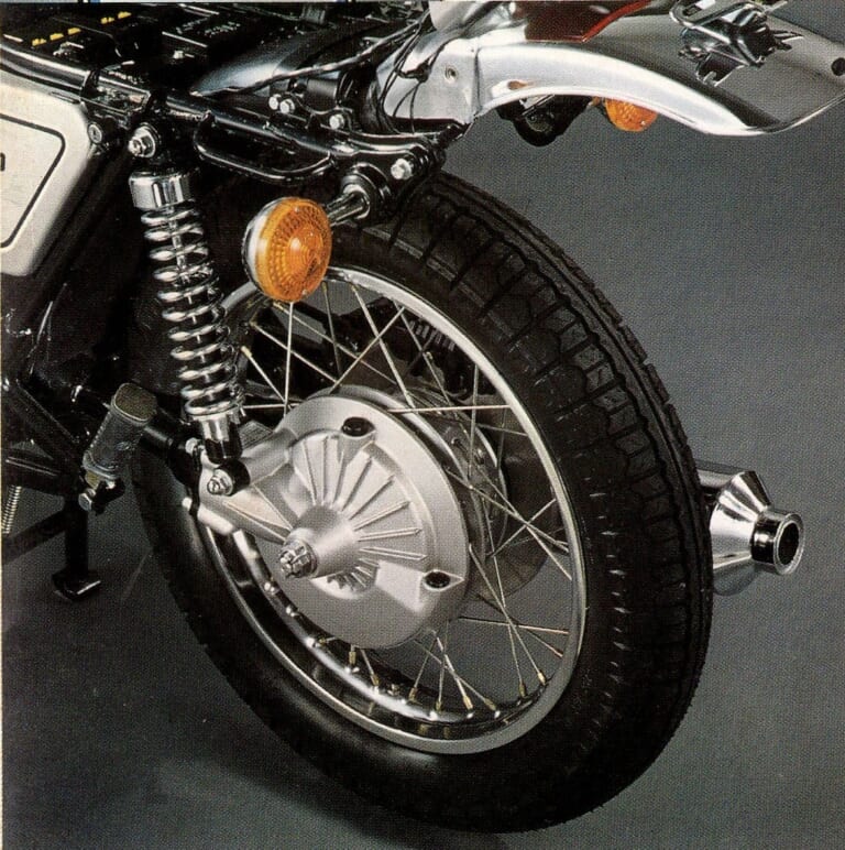 ヤマハ｜GX750｜1976｜「ヤマハ3気筒のルーツになった」1976年ヤマハ初のナナハンマルチ「GX750＆XS750スペシャル」【柏 秀樹の昭和～平成 カタログ蔵出しコラム Vol.21】