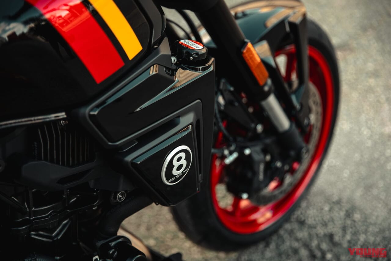 スズキ｜GSX-8TT｜輸出仕様｜2025年モデル｜【速報】スズキ新型車「GSX-8T / GSX-8TT」登場!! 昭和のロードスター/ロードレーサーをオマージュした本気のネオクラシック