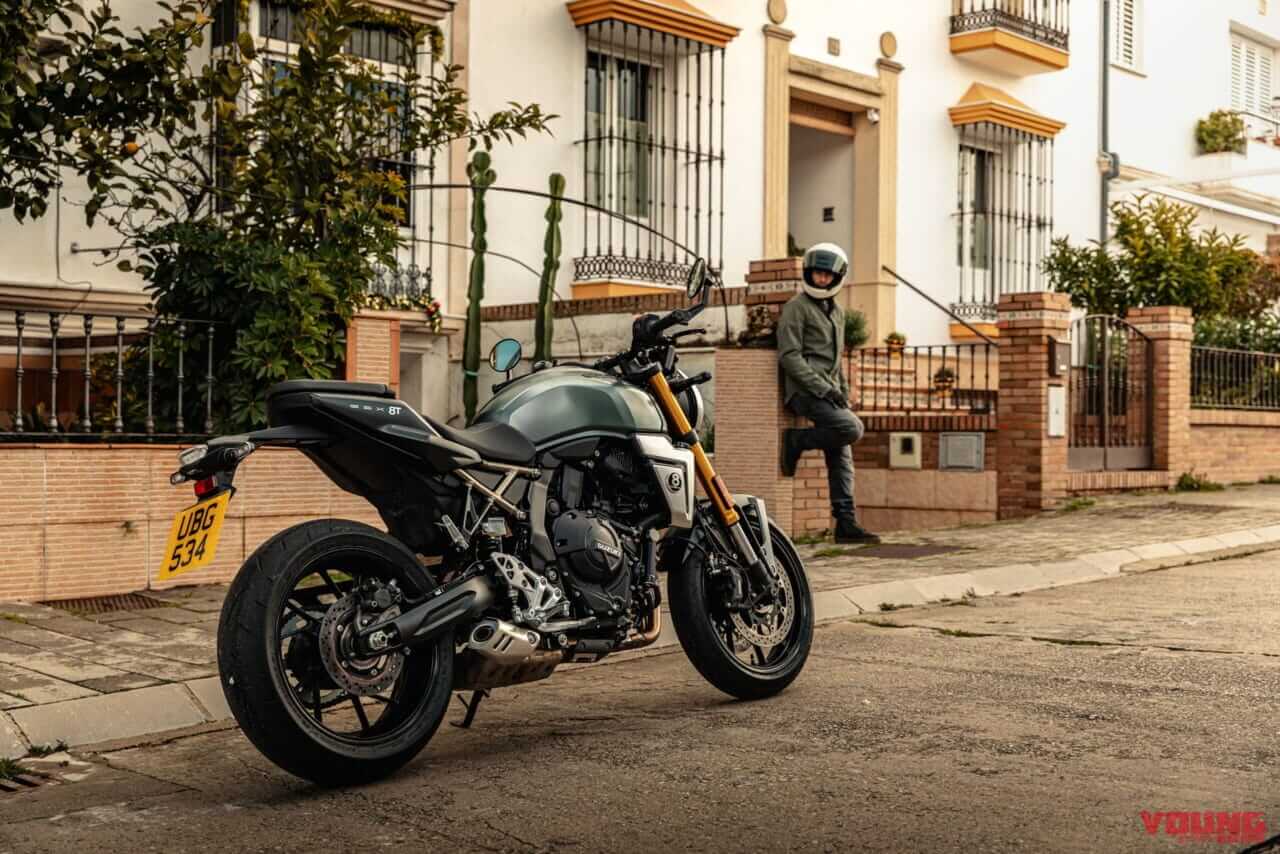 スズキ|GSX-8T|輸出仕様|2025年モデル|【速報】スズキ新型車「GSX-8T / GSX-8TT」登場!! 昭和のロードスター/ロードレーサーをオマージュした本気のネオクラシック