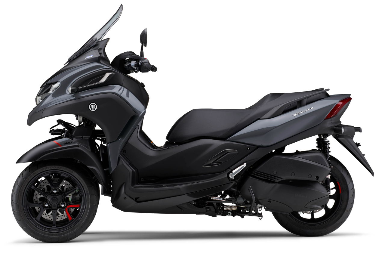 ｜【価格据え置き】ヤマハ「トリシティ300」2025年モデルを7/31発売