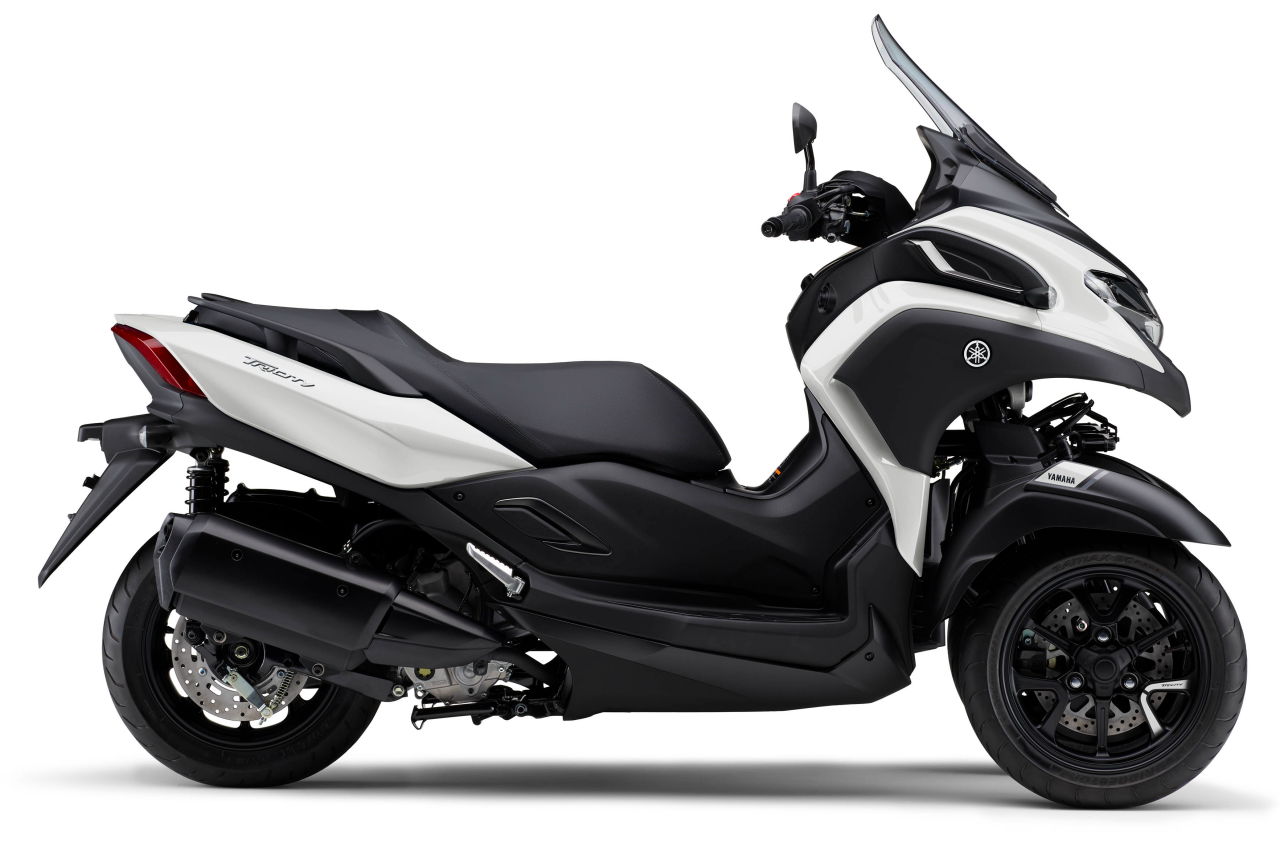 ｜【価格据え置き】ヤマハ「トリシティ300」2025年モデルを7/31発売