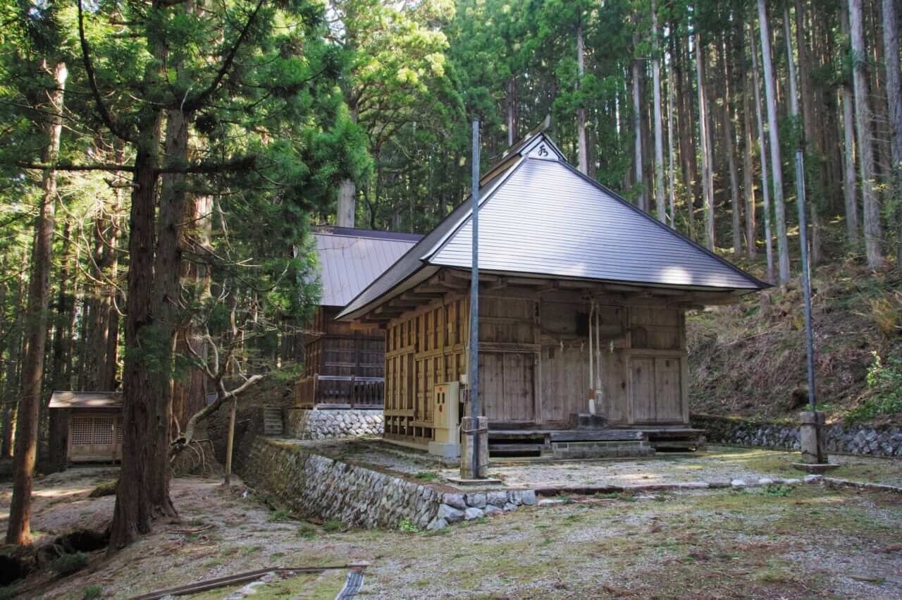 白馬村 ｜【BMW R1300GSAで行く】白馬村 風土青史〜信州・白馬村の自然と歴史を探る