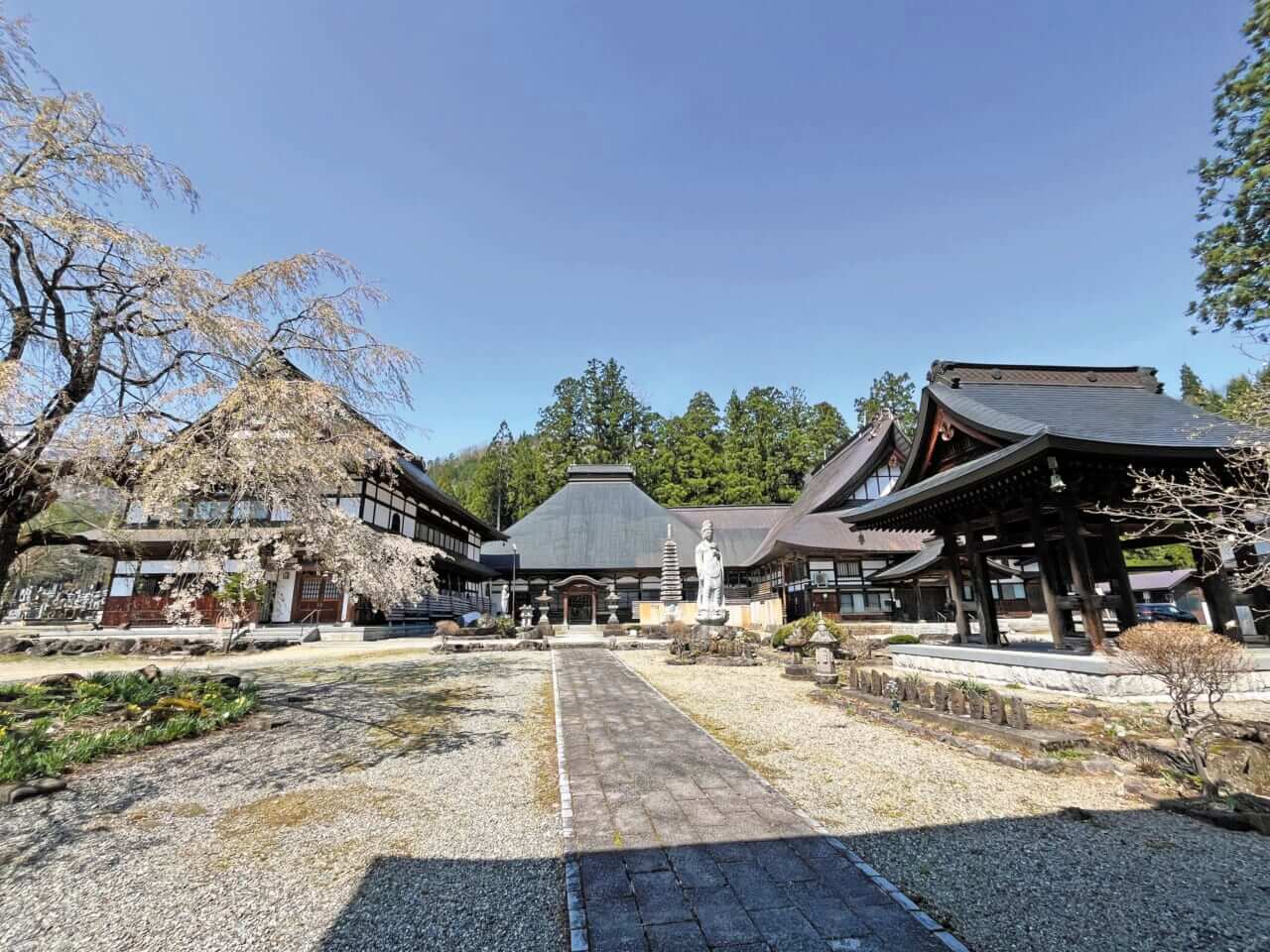 白馬村 ｜【BMW R1300GSAで行く】白馬村 風土青史〜信州・白馬村の自然と歴史を探る