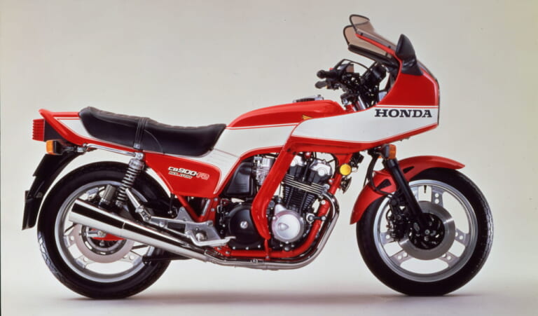 CB900F2C［1982年］｜CB1000Fを待ちきれない！「“エフ”がいたから試験場に通いつめたんだ」俺達の“F”烈伝［1979-1983］