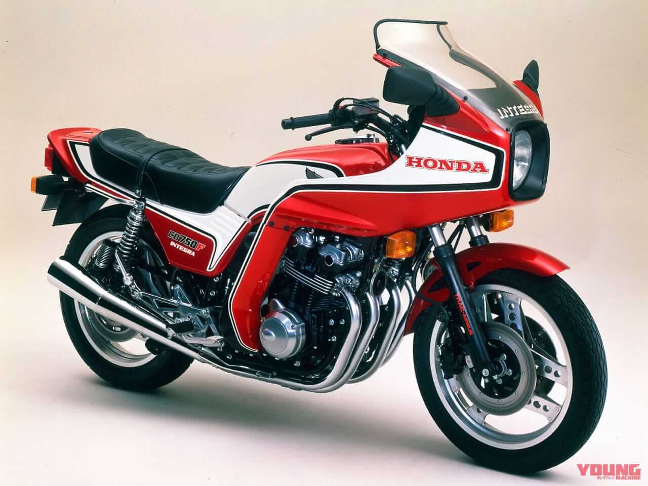 CB750F2C［1982年］｜4年という短い生涯が伝説を生んだ「待望のナナエフが大ヒット!」俺達の“F”烈伝［1979-1983］