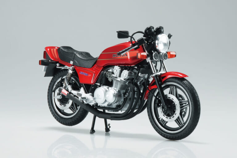 青島文化教材社 ザ☆バイク No.BA-01 1/12 バリバリ伝説 巨摩 郡 CB750F｜伝説のシビ子ちゃんをその手に! アオシマが放つ『バリバリ伝説』巨摩 郡CB750Fプラモデルで青春を呼び起こせ