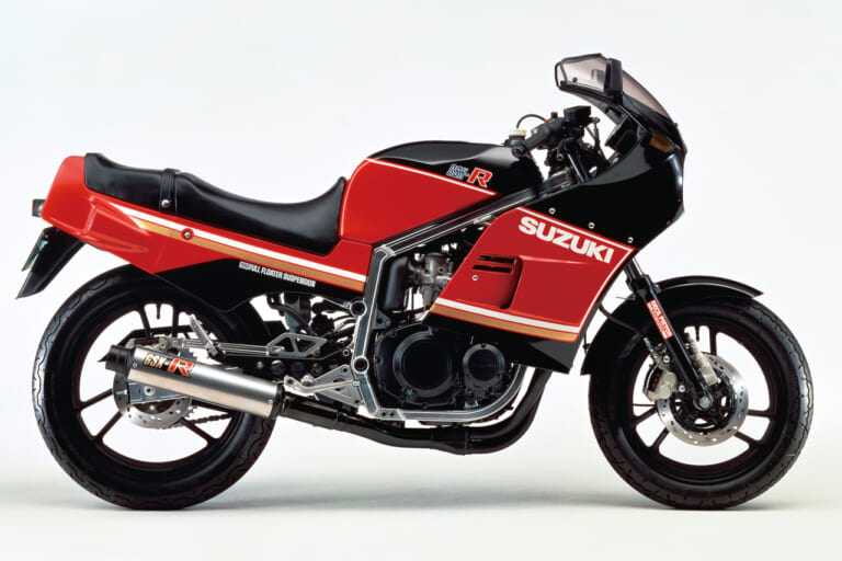 ヨシムラ｜トルネード400｜GSX-R｜〈ヨシムラ・コンプリート車烈伝〉トルネード1200ボンネビル「チューニングの神が創った奇跡の3台」