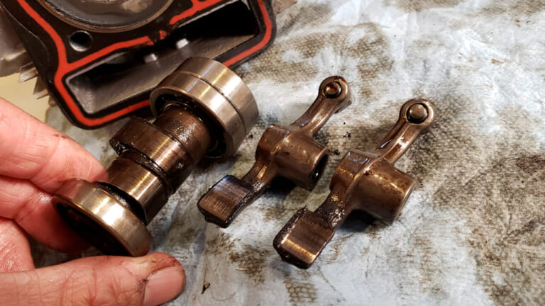 2025年も暑すぎる! じつは夏がオイル交換のベストタイミングって知ってた?|2025年も暑すぎる! じつは夏がオイル交換のベストタイミングって知ってた?【バイクメンテのワンポイント】