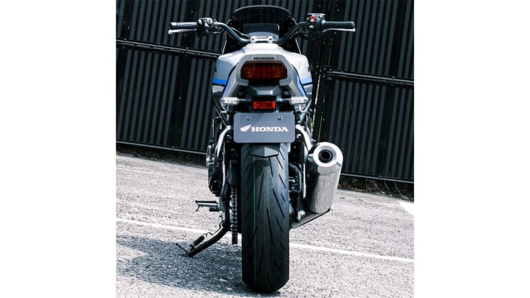 CB1000F SE コンセプト|「丸眼&角系カウルブーム来るか」ホンダCB1000F SE コンセプト初お披露目:アクセサリー&一部保安部品も判明/CB1000F コンセプトはカラバリ発表