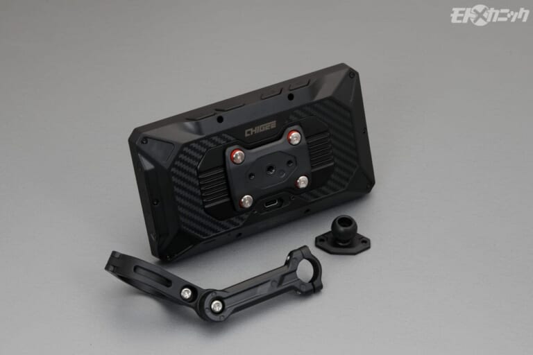 AKEEYO｜AIO-6LTE｜マウント｜スマートフォン連動マップ機能や、4G通信機能で愛車の位置情報を確認できる革新的スマートモニター〈AKEEYO AIO-6LTE〉