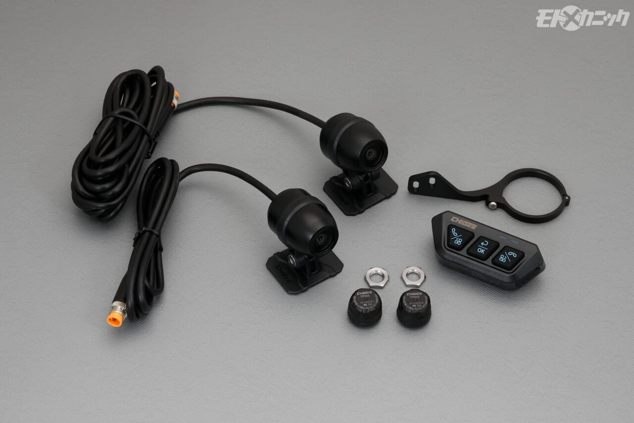 AKEEYO｜AIO-6LTE｜前後カメラ｜スマートフォン連動マップ機能や、4G通信機能で愛車の位置情報を確認できる革新的スマートモニター〈AKEEYO AIO-6LTE〉