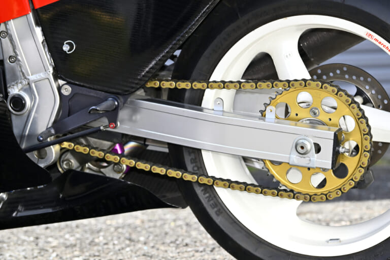 トルネード1200ボンネビル|ヨシムラ|アサカワスピード|GSX-R|油冷エンジン|〈ヨシムラ・コンプリート車烈伝〉トルネード1200ボンネビル「チューニングの神が創った奇跡の3台」