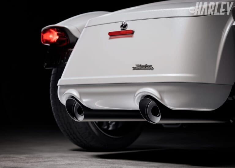 ハーレーダビッドソン｜ロードグライド3｜マフラー｜極上の3輪ツーリングモデルが進化：【新型】2025 ハーレーダビッドソン「トライグライド ウルトラ」「ロードグライド3」