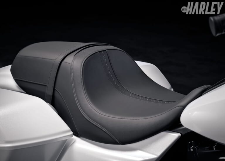 ハーレーダビッドソン｜ストリートグライド｜シート｜【新型】2025 ハーレーダビッドソン ストリートグライド〈オールカラーラインナップ〉