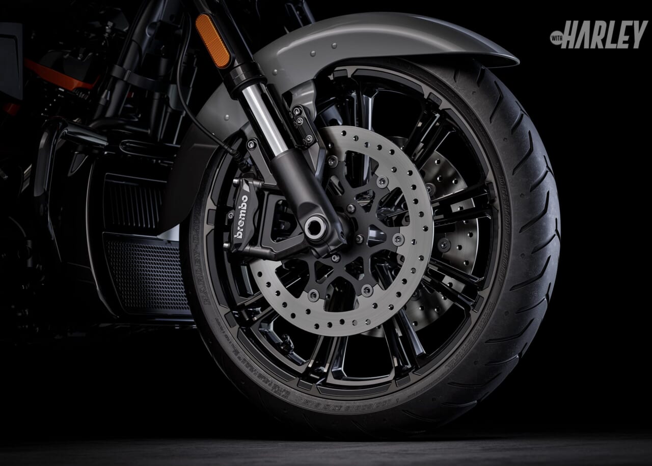 ハーレーダビッドソン｜CVO ストリートグライド｜フロントまわり｜【新型】2025 ハーレーダビッドソン CVOストリートグライド〈オールカラーラインナップ〉