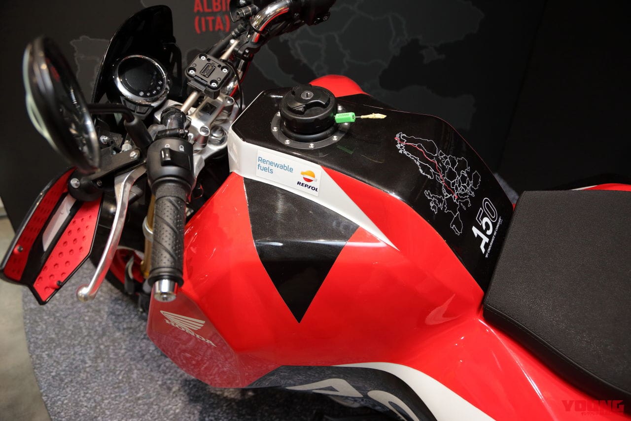 |「待ってたやつ!!」ホンダ新『ゴリラ125』登場…なの?! 鉄製ビッグタンクと鋲打ちシートでモンキー125がカスタム転生【海外】