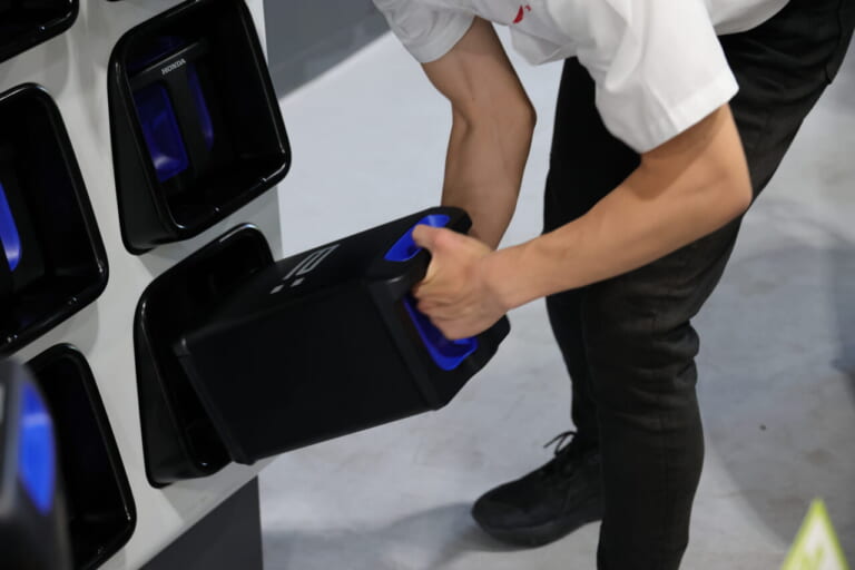 ホンダ｜CUV e:｜最新電動スクーター、使用環境によるがこれなら普段使いできる！ ホンダ「CUV e:」試乗インプレッション
