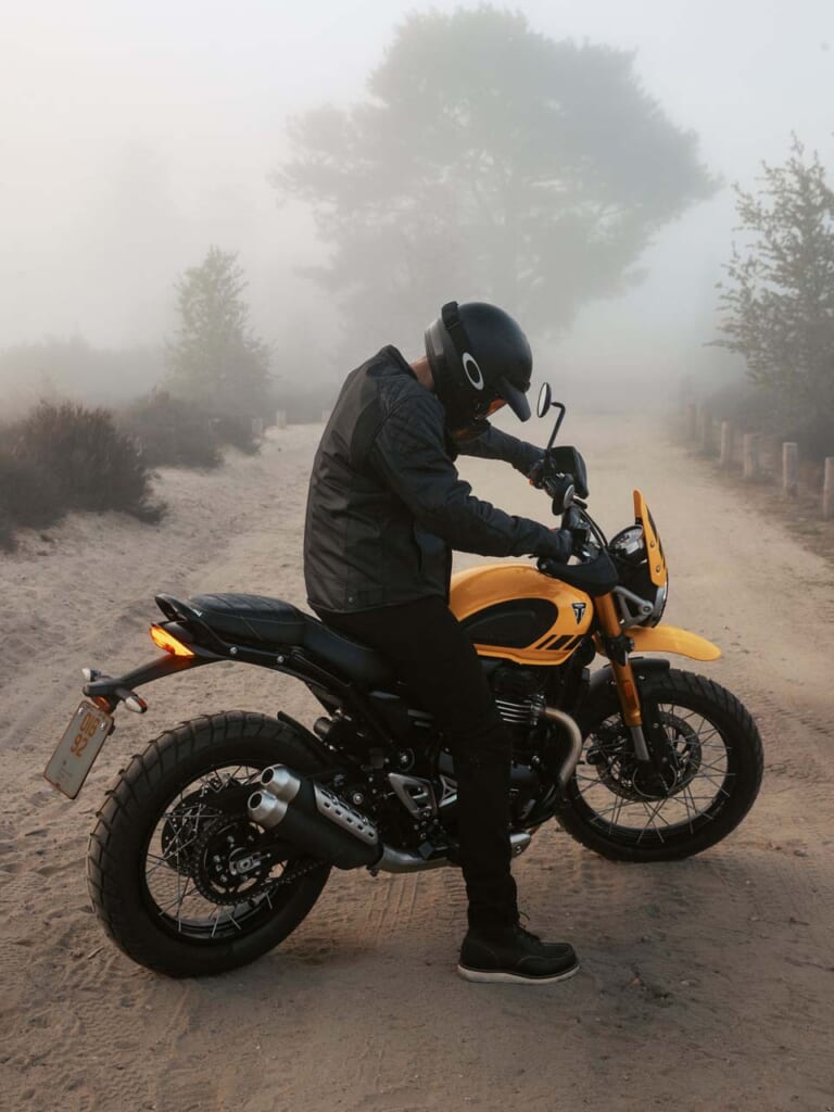 トライアンフ|スクランブラー400XC|2026年モデル|普通二輪免許で乗れるトライアンフ 新型「スクランブラー400 XC」発表! チューブレススポークホイールやガード類を備えた本格派へ