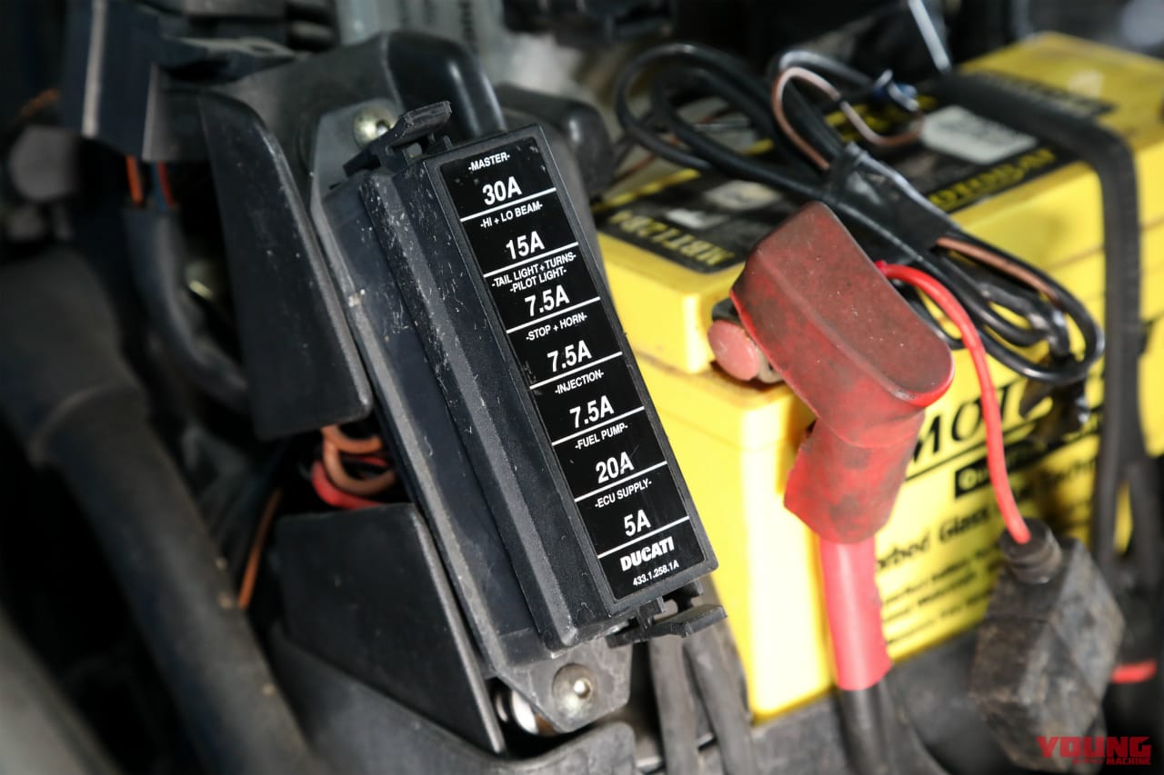 |バイク エンジン かからない原因と対処法|セルが回る・回らない・キック式のチェックポイント