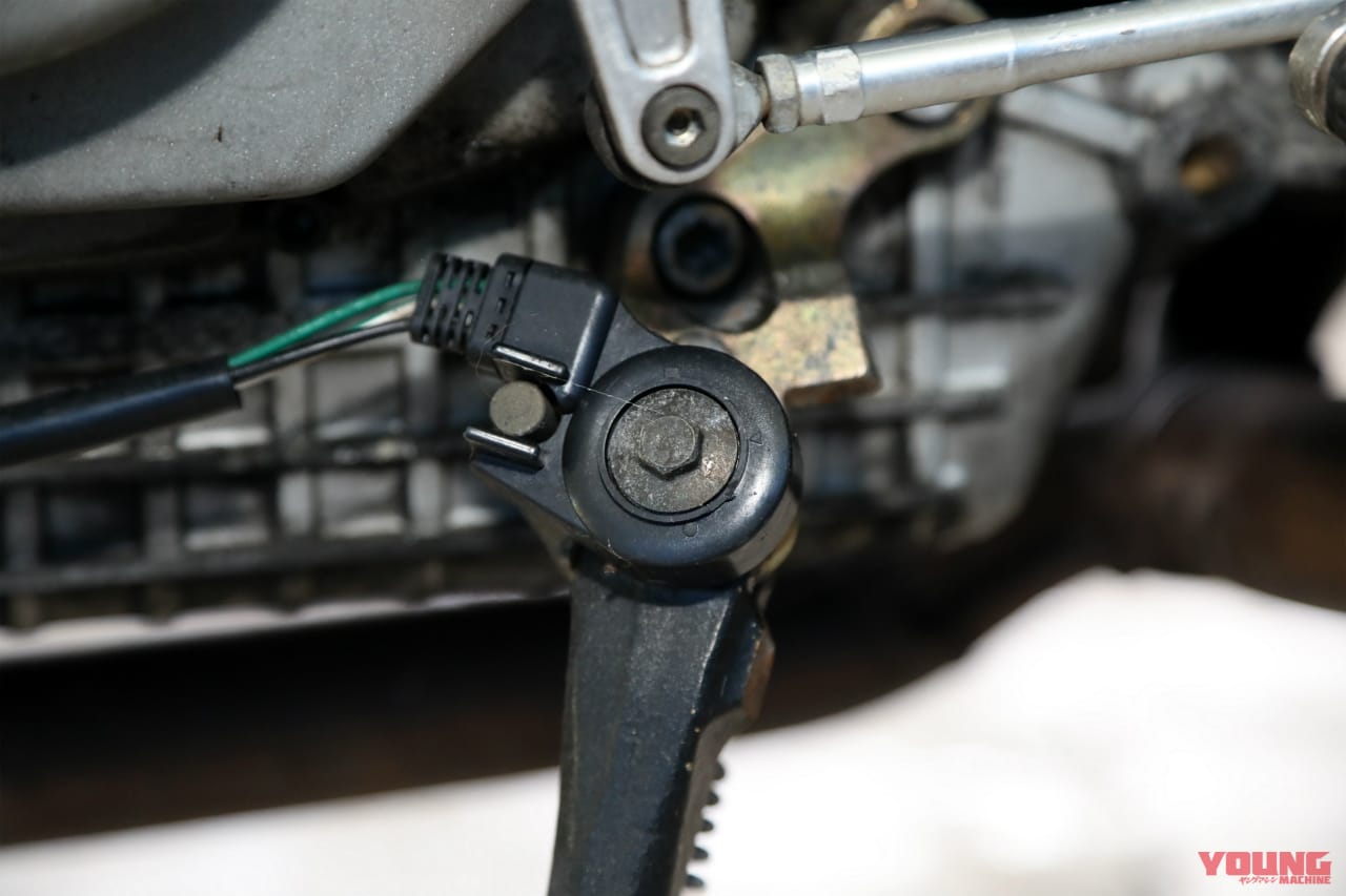 |バイク エンジン かからない原因と対処法|セルが回る・回らない・キック式のチェックポイント